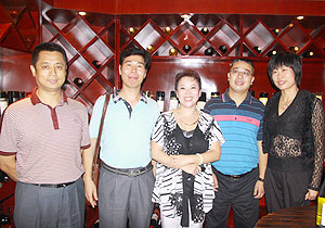 綠之韻集團(tuán)胡國(guó)安董事長(zhǎng)赴天津、河北市場(chǎng)考察