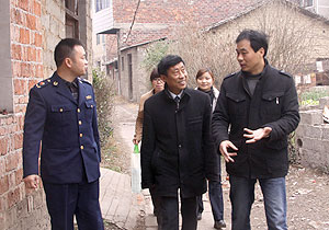 訪貧問苦送溫暖丨綠之韻積極開展春節(jié)走訪慰問活動(dòng)