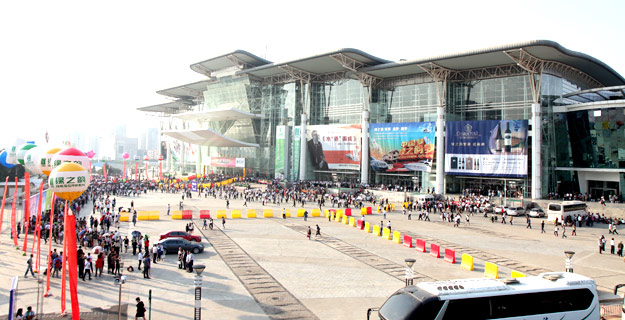 跨夢想之巔  逐百年之夢——綠之韻集團(tuán)十周年慶典“夢想嘉年華”活動掠影