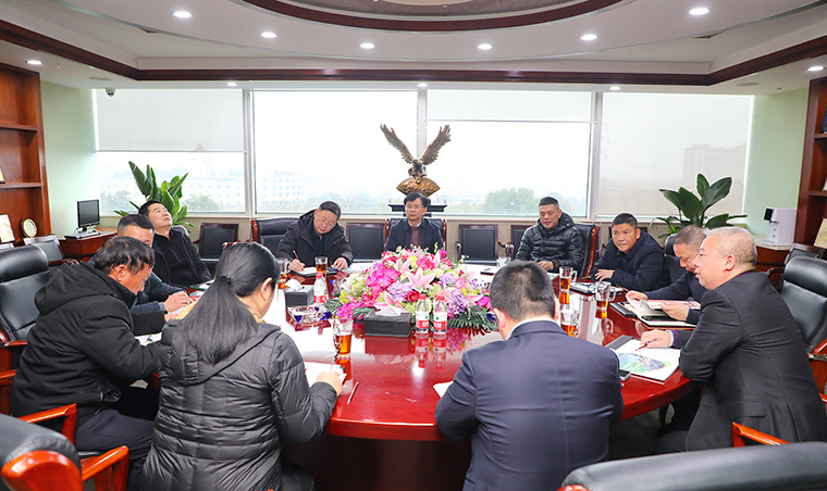 瀏陽經(jīng)開區(qū)黨工委副書記、管委會(huì)主任喻輝一行蒞臨綠之韻調(diào)研座談