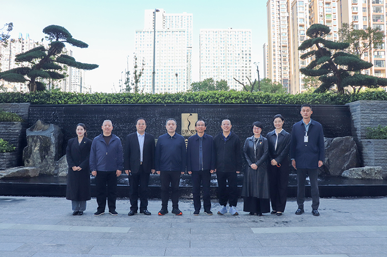 安化縣人大常委會黨組書記、主任陳飛燕一行蒞臨綠之韻中心調(diào)研